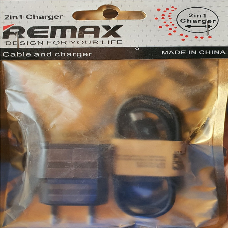 شارژر دیواری ریمکس مدل S4 به همراه کابل تبدیل microUSB
