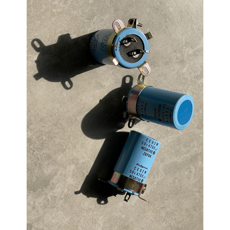 خازن 50 ولت 4700 میکروفاراد رابیکن مدل CE62W بسته 5 عددی